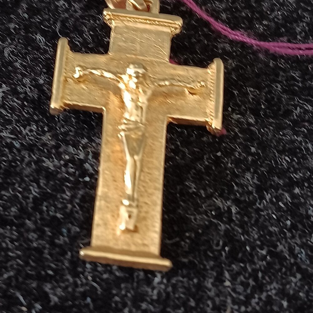 14KT Fine Gold Large Crucifix Charm